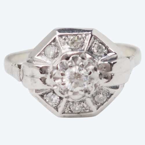 Octagonal ring in white gold and diamonds