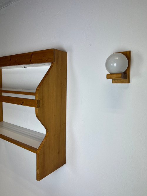 Duo of dresser shelves by Charlotte Perriand