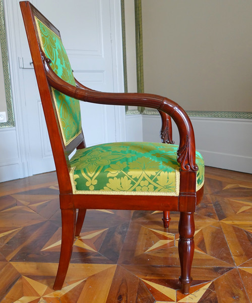 Jacob Desmalter: pair of Empire period armchairs in mahogany - stamped and castle label