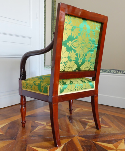 Jacob Desmalter: pair of Empire period armchairs in mahogany - stamped and castle label