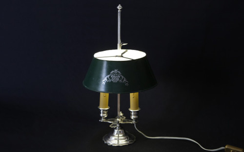 Lampada Bouillotte in bronzo argentato del XIX secolo