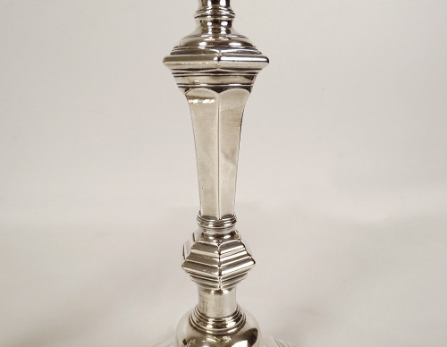 Pair of Louis XV Candlesticks in Solid Silver, Farmers General, Rennes, 1154gr, 18th Century