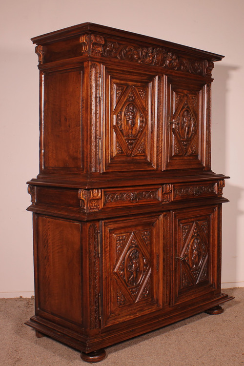 Buffet Renaissance Représentant Les 4 Saisons Circa 1580 - France