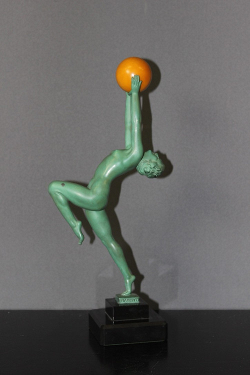 Max Le Verrier Danseuse à La Boule Vers 1930