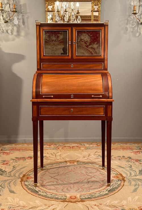 Louis XVI period small Bonheur du Jour cylinder desk circa 1780