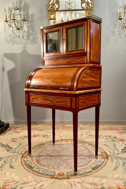 Louis XVI period small Bonheur du Jour cylinder desk circa 1780