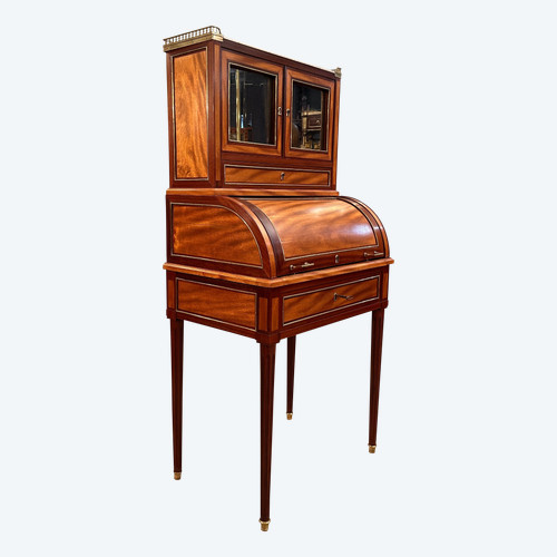 Louis XVI period small Bonheur du Jour cylinder desk circa 1780