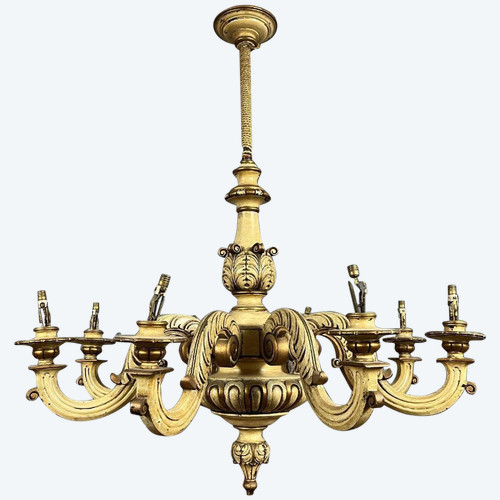 Lampadario veneziano in stile Luigi XV in legno laccato e dorato dei primi del Novecento