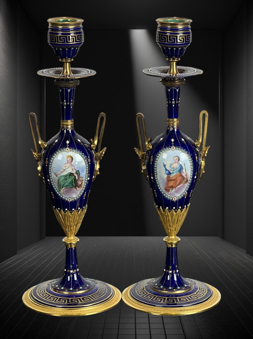 EXCEPTIONAL PAIR OF ENAMELLED BRONZE CANDLESTICKS ATTRIBUTED TO ALPHONSE GIROUX