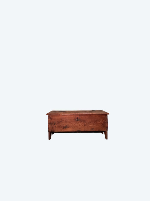 Larch chest 1800