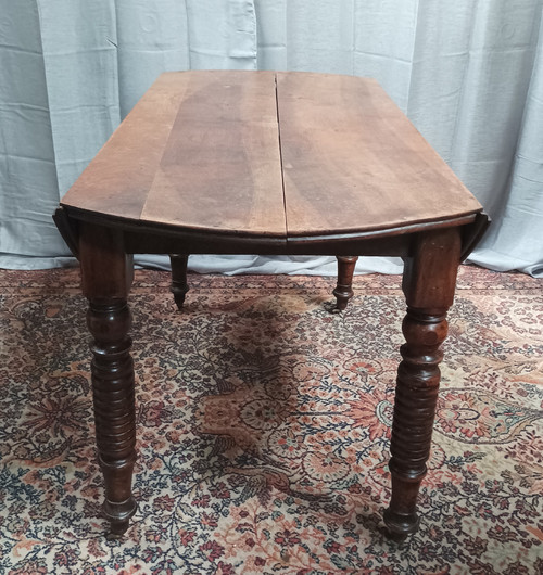 Table Louis Philippe en noyer