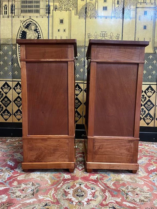 Pair of Art Deco bedside tables in the Louis Philippe style