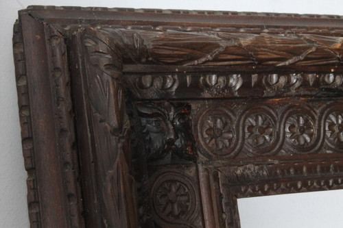 Antique large 19th century frame carved in solid walnut. Size 170 x 123 (useful width 141 x 94)