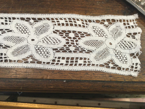 Bobbin lace