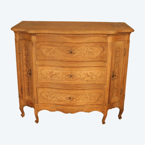 Louis XV chest of drawers