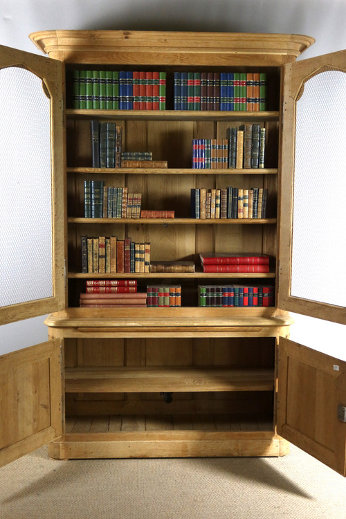 Oak bookcase