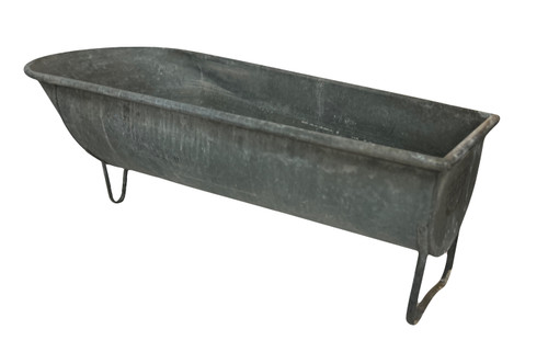 Old zinc bathtub L'Idéale