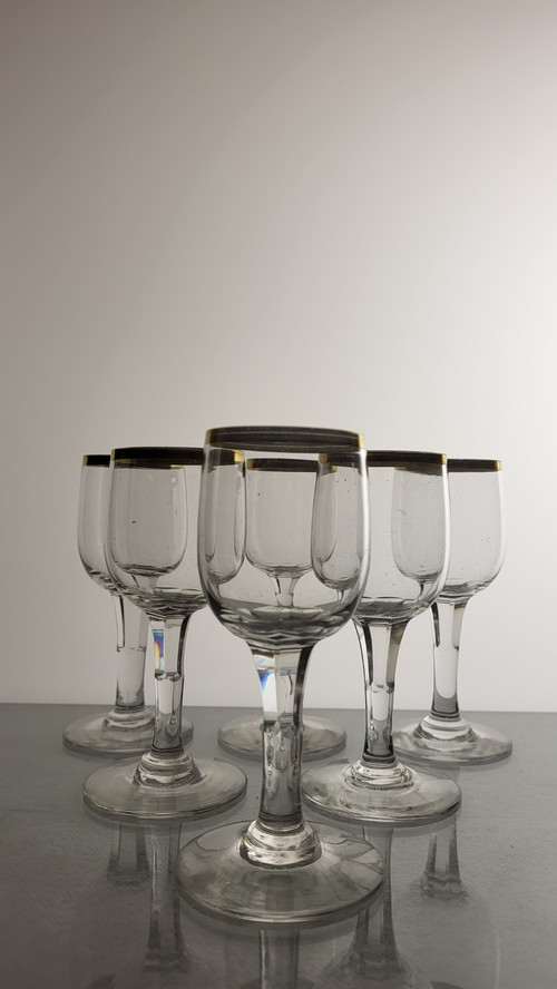 12 crystal wine glasses