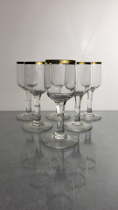 12 crystal wine glasses