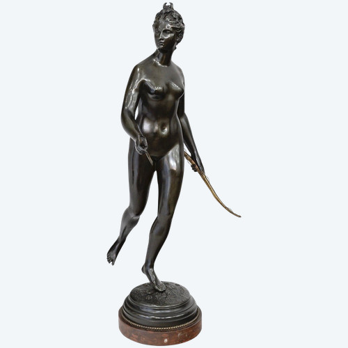 Sculpture - "Diane Chasseresse" , Jean - Antoine Houdon (1741-1828) - Bronze