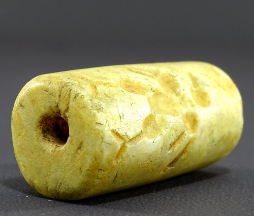 Indus Civilization (-2600 -1900 BC), Steatite Cylinder Bucket Representing a Man.