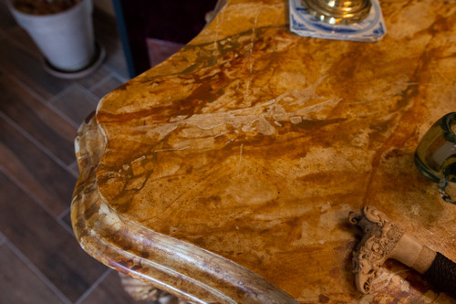 Italy 18th Century Large lacquered and gilded console top tray in imitation Sienna marble