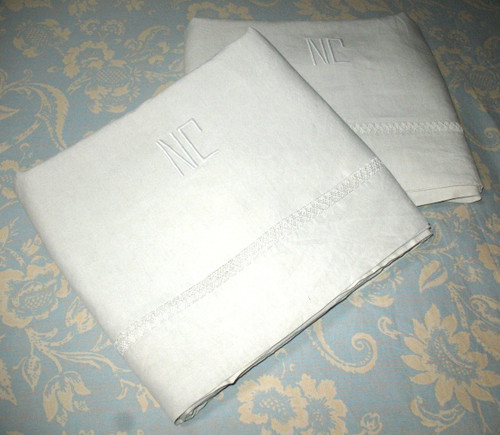 Pair of linen thread sheets with lace border NC initials, perfect condition: 240 x 300 cm