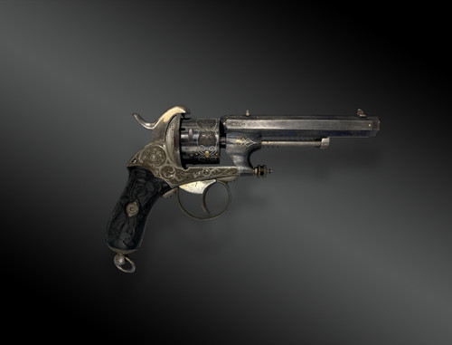 Necessary case with a luxurious CHAMELOT DELVIGNE Pinfire Revolver. FRANCE XIXth century