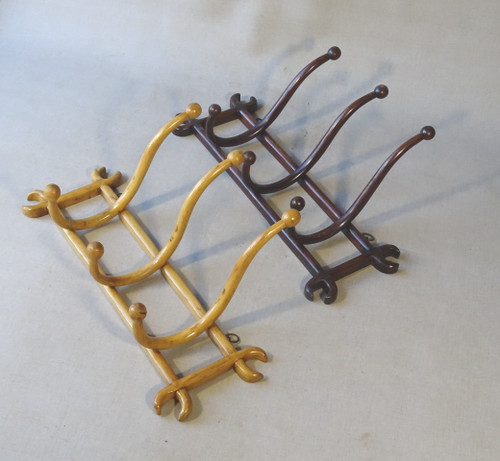 Deux porte-manteaux-chapeaux à 3 patéres, par Fischel vers 1900, no Thonet