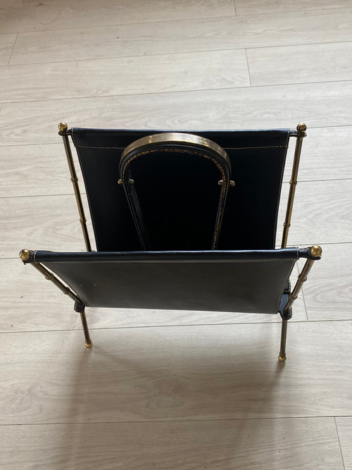 1950/70′ Magazine Rack Jacques Adnet Cuir Et Bronze Ou Laiton Doré