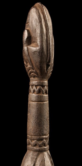 Fragment eines Paddels, Sepik-Fluss, Papua-Neuguinea, Ozeanische Kunst, Ozeanien