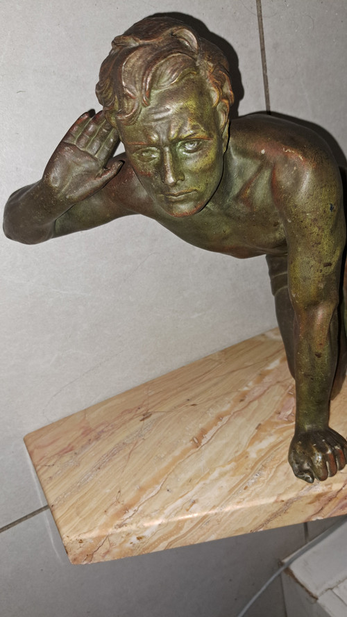 Large cast iron sculpture of the hunter watchman - Art Deco signed Ugo Cipriani (1887-1960)