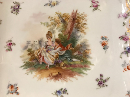 Plat à gâteaux en porcelaine anglaise d'époque 19 ème de la marque "Derby"