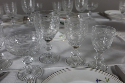 Service de verres en cristal de Baccarat 48 pièces