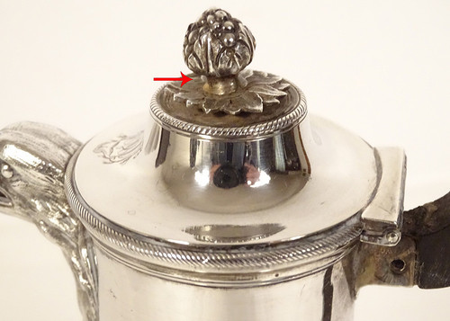 Louis XVI coffee pot Silver Fermiers Généraux Paris 18th century eagle