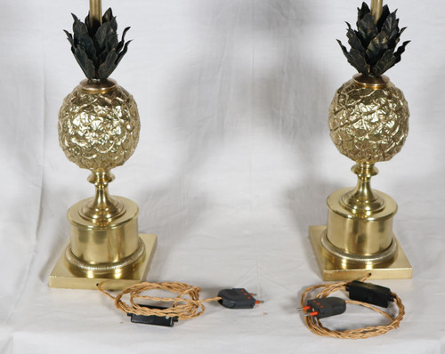 Pair of gilded bronze pineapple lamps from the '70s