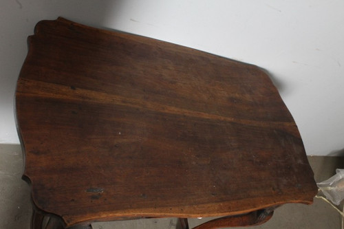 Antique writing table late 17th century Bologna . solid walnut . First patina . Meas 97 x 58 h. 78