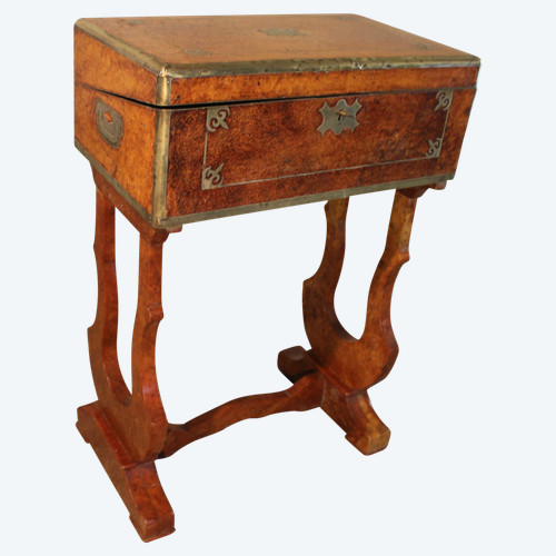 Charles X conversion travel desk in burr walnut, 19th century