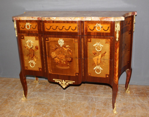 Transition Chest Of Drawers In Marquetry End XIX