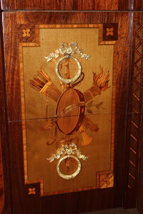 Transition Chest Of Drawers In Marquetry End XIX