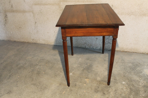 Louis XVI style writing desk in cherry wood from the 19th century