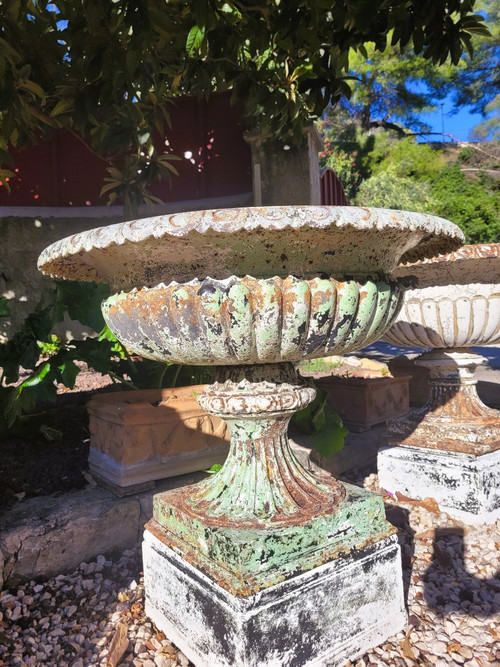 2 Large Cast Iron Garden Vases on Base, 19th Century