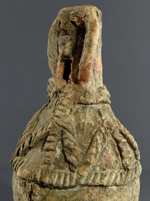 Nigeria, Cham-mwana people, 19th century, Kwandalha anthropomorphic container.