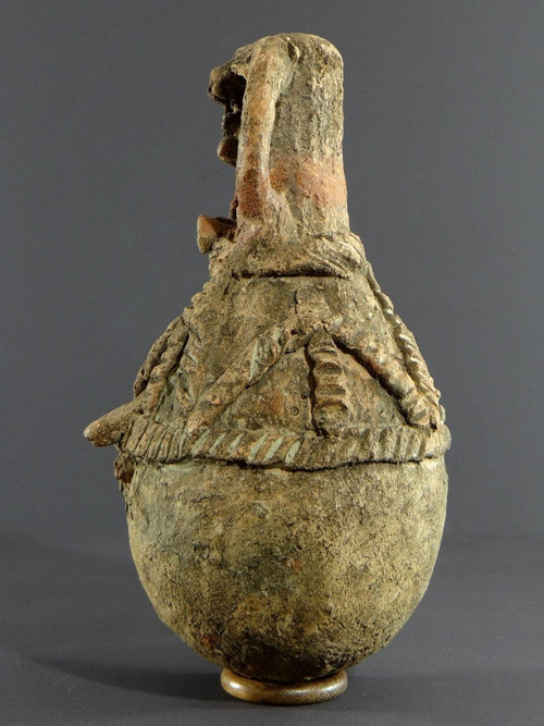 Nigeria, Cham-mwana people, 19th century, Kwandalha anthropomorphic container.