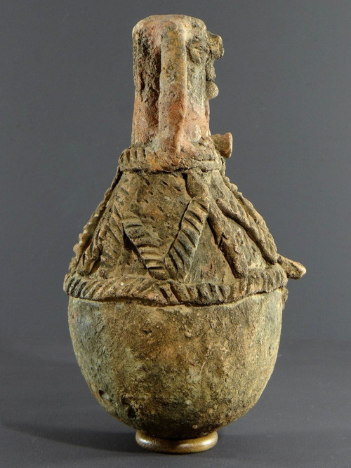 Nigeria, Cham-mwana people, 19th century, Kwandalha anthropomorphic container.