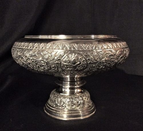 25% discount until 30.11 - Important Silver Cup - Napoleon III Period - 19th