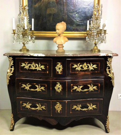 Remise de 25\% - Estampillée. Ellaume - Commode Louis XV - 18ème Siècle