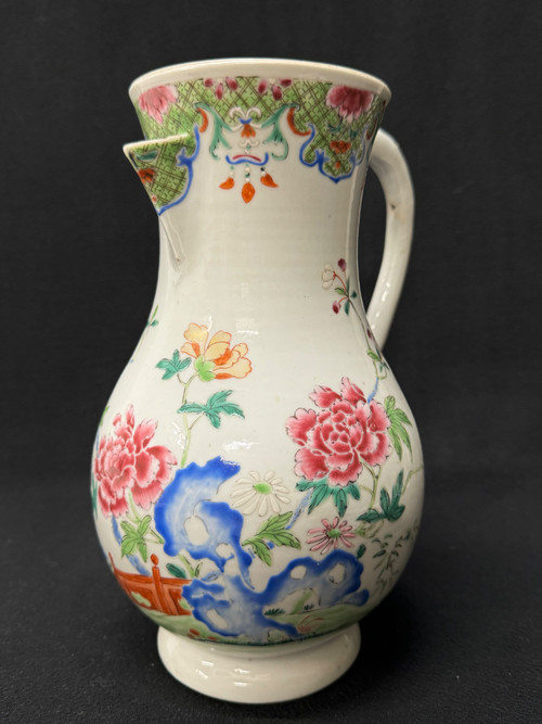 Verseuse en Porcelaine de Chine Compagnie Indes Famille rose période Qianlong  