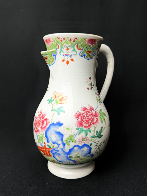 Verseuse en Porcelaine de Chine Compagnie Indes Famille rose période Qianlong  