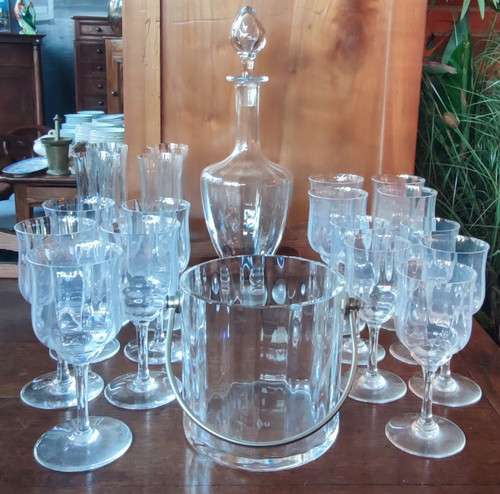 Service verres carafe seau cristal de Baccarat  Modèle Capri 20 Pièces 